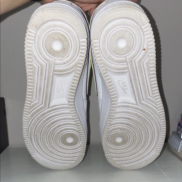 Nike Airforce 1 Easter - Picture 6 of 7